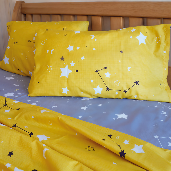 JUEGO DE SÁBANA ESTRELLAS AMARILLAS