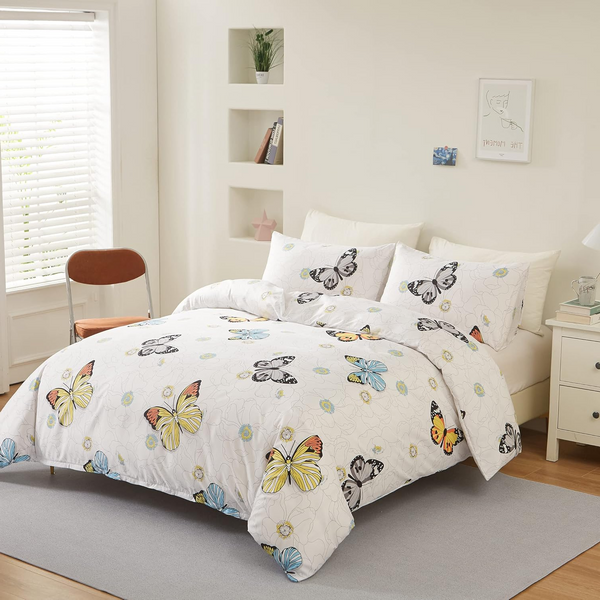 COMBO ACOLCHADO + JUEGO DE SABANAS MARIPOSAS